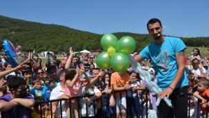 Torbalı'da gökyüzü rengarenk oldu