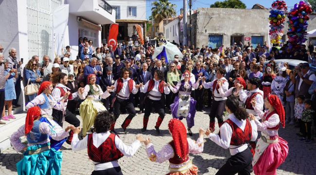 Ayvalık'ta 5. Küçükköy Teferic Şenlikleri'ne yoğun ilgi