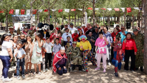 Ayvalık'ta Engelliler Haftası Şöleni başladı