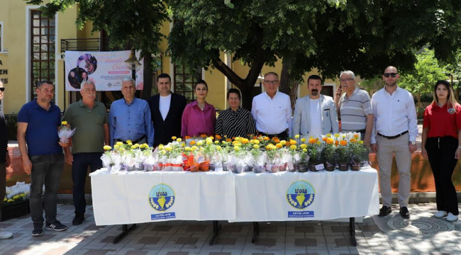 Başkan Çetin Akın'dan Anneler Günü ziyaretleri 