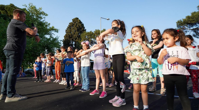 Gaziemir Park Şenlikleri'yle çocuklar doyasıya eğlendi