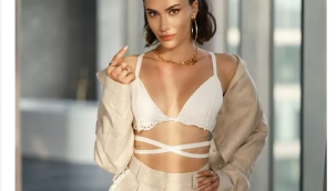 Hande Doğandemir'den sütyenli poz! "Melek gibi" 