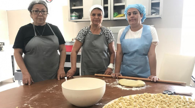 Kooperatif Üretim Mutfağı Teferic Şenlikleri'ne hazırlandı