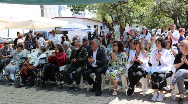 Standlar Aysima bebek için açıldı