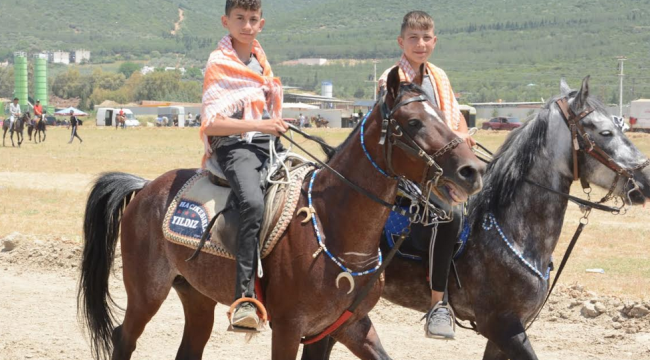 Yüzlerce Rahvan At, Torbalı'da buluştu