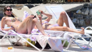 Aslı Enver sere serpe güneşlenirken yakalandı 