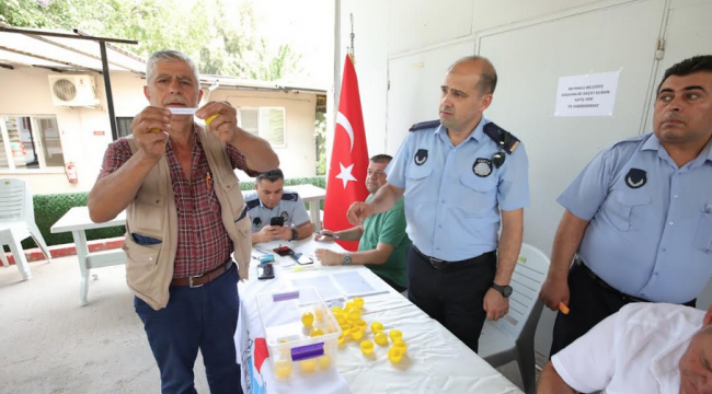 Bayraklı'da kurban satış yerleri kurası çekildi