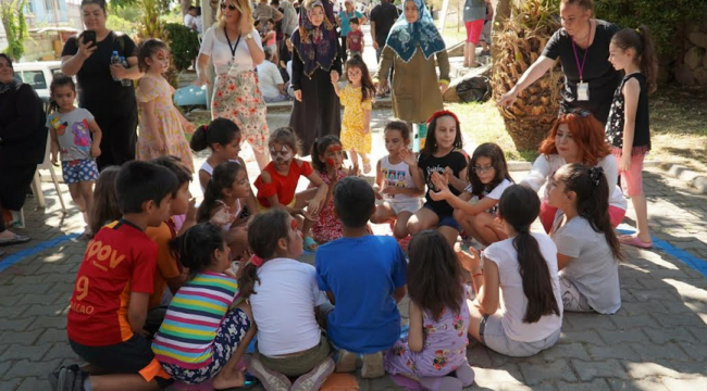 Cumhuriyet Mahallesi'nde yaşam sokağa taştı