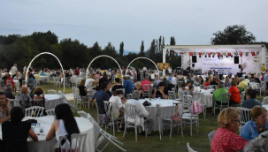 Edremit'te Balkan Ezgileri ile Rumeli Gecesi düzenledi