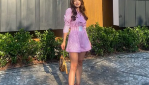 Fenomen Nez Demir mini elbisesiyle poz verdi! 