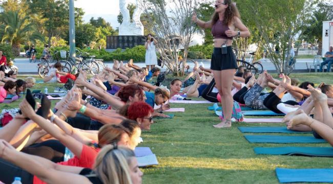 Karşıyaka'da "Dünya Yoga Günü"