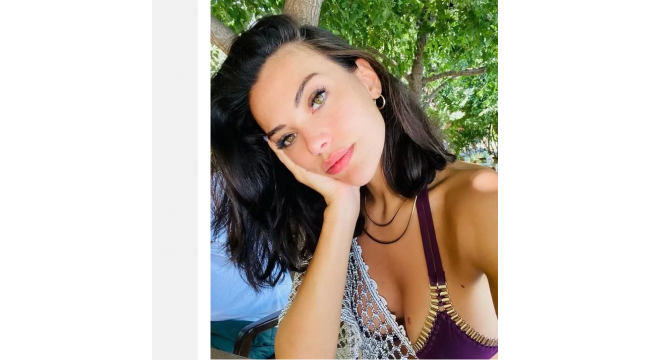 Tuvana Türkay tatil pozunu paylaştı! 