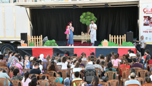 Çiğli Belediyesi Tiyatro TIR'ı tura çıktı