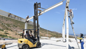 Foça'da Nihat Dirim Kent Belleği Merkezi yapımı sürüyor