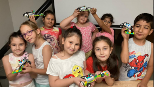 Konaklı çocuklar tatilde eğlenirken öğreniyor