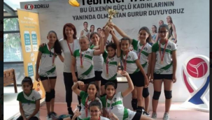 Narlıdereli kızlarımız, tüm rakiplerini devirerek şampiyon oldu!