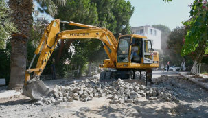 Ada'da, Kadınlar Mahallesi yolları yenileniyor