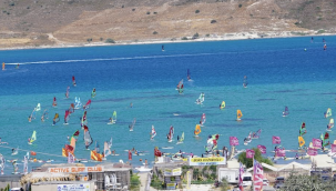 Alaçatı'da Dünya Surf Şampiyonası heyecanı sürüyor