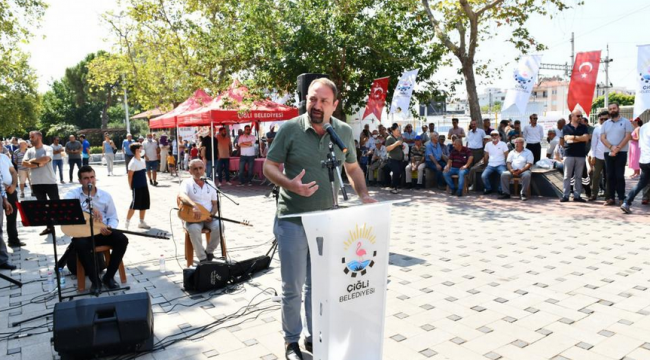 Çiğli Belediyesi'nden aşure ikramı