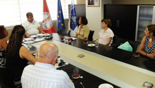 Karşıyaka Alzheimer Merkezi için imzalar atıldı