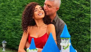 Özcan Deniz'den Samar Dadgar'a sürpriz 