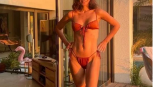 Zeynep Sever bikinisiyle bahçede! 