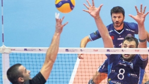 Arkas spor kötü başladı