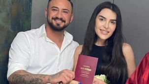 Gökhan Çıra yeni aşkıyla sarmaş dolaş