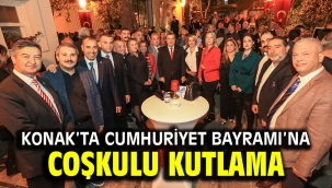Konak'ta Cumhuriyet Bayramı'na coşkulu kutlama