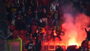 Göztepe-Altay derbisinde fişekleri stada sokan ambulans şoföründen kan donduran paylaşım: 'Sarı kırmızı giyen herkes bir gün ölecek'