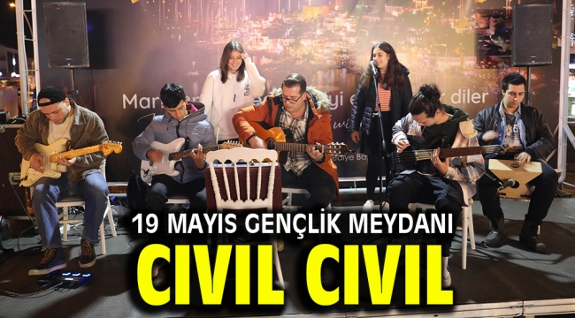 19 Mayıs Gençlik Meydanı cıvıl cıvıl