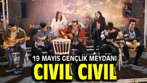 19 Mayıs Gençlik Meydanı cıvıl cıvıl
