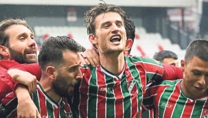 İzmir'de futbol heyecanı