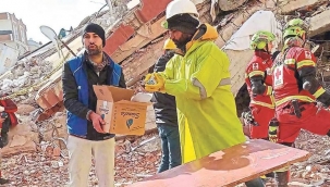 Afet bölgesine koştular