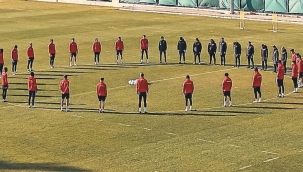 Göztepe çift koldan