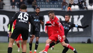 Manisa FK pes etmedi