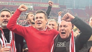 Alkışlar Eroğlu'na