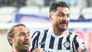 Bir kanca da Zeki'ye