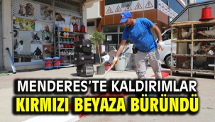 Menderes'te Kaldırımlar Kırmızı Beyaza Büründü
