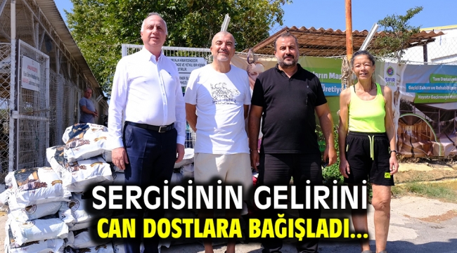 Sergisinin gelirini can dostlara bağışladı...