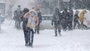 Eğitime kar engeli: Erzurum'da okullar tatil edildi