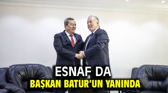 Esnaf da Başkan Batur'un yanında