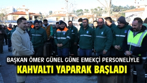 Başkan Ömer Günel Güne Emekçi Personeliyle Kahvaltı Yaparak Başladı