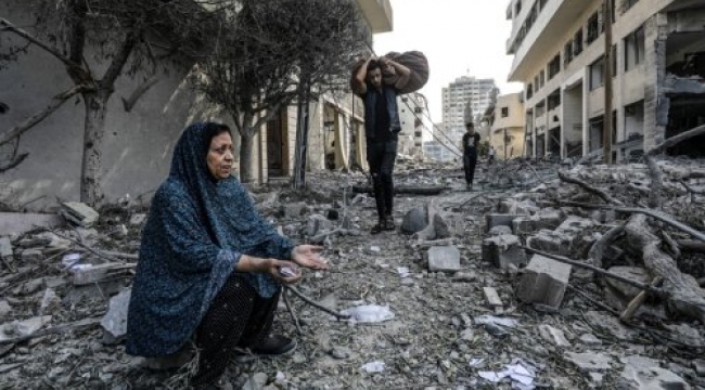 Gazze'de can kaybı 22 bin 438'e yükseldi