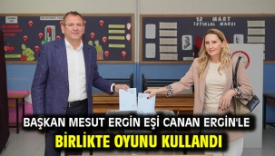 Başkan Mesut Ergin Eşi Canan Ergin'le Birlikte Oyunu Kullandı