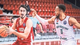 Pınar Karşıyaka gönül aldı