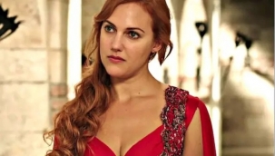 Muhteşem Yüzyıl'ın Hürrem Sultan'ı Meryem Uzerli, Riyadlı bir ailenin yemeğine katıldı