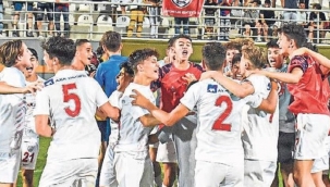 Altınordu U14'te zirveye oturdu