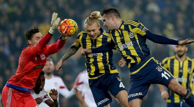 Kjaer Fener'e dönüyor