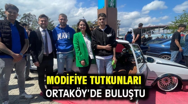 Modifiye Tutkunları Ortaköy'de Buluştu